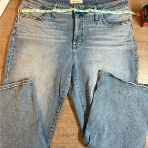 Madewell Straight Leg Jeans - Medium Blue